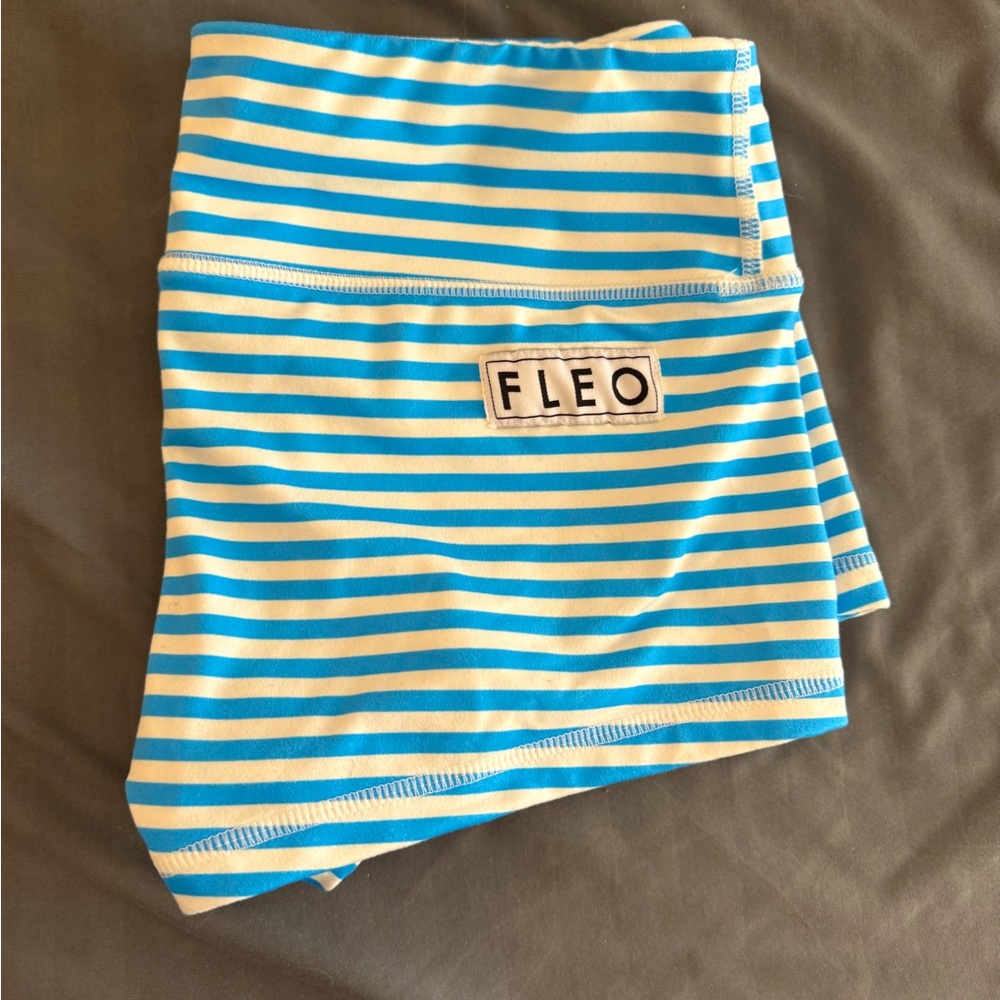 Fleo Shorts in Chambray Stripe. Original Style 2.5” inseam. NWOT.